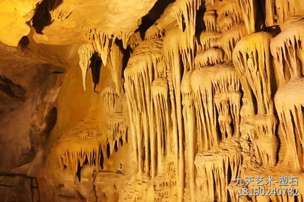 水泥假山石筍溶洞景觀